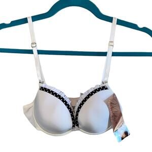 NWT Matisse White Plunge Bra 32B Polka Dot Trim Smooth Cup Everyday Underwire